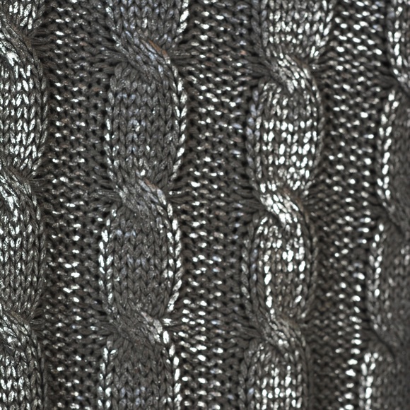 Moon & Madison Foil Silver Cable Knit Sweater NWT SZ L - Picture 9 of 13